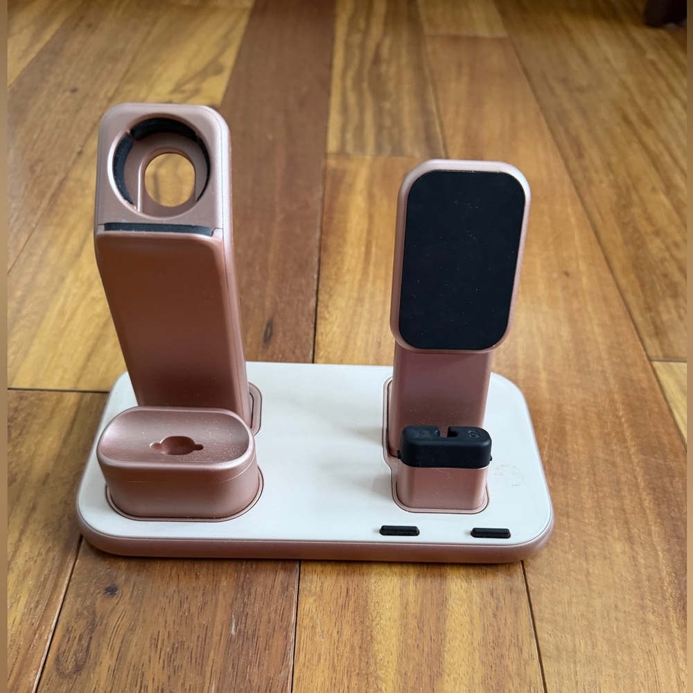 3-in-1 Rose Gold Charging Stand DOES NOT COME WITH CORDS - NEED CORDS